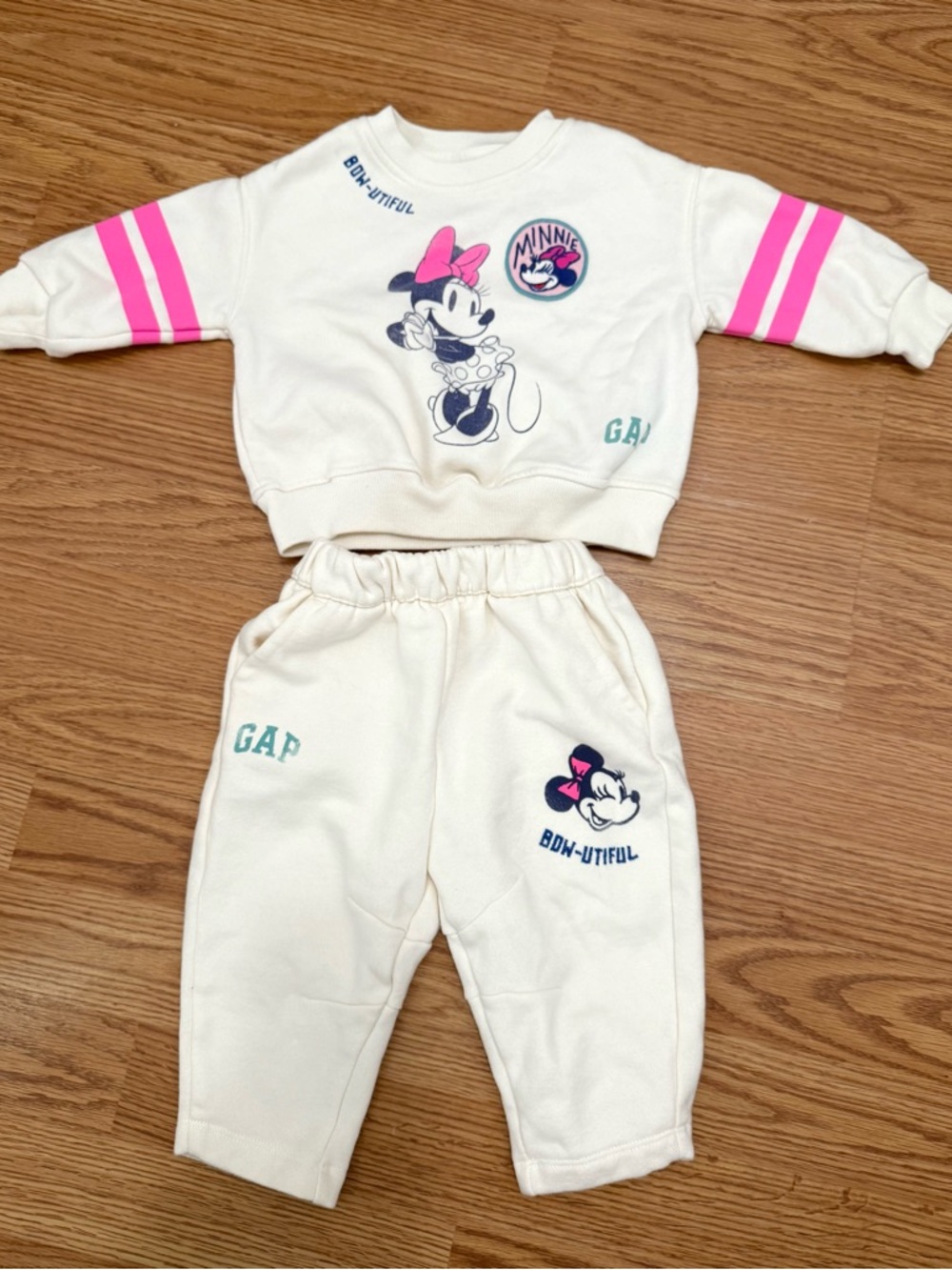 Gap x Disney Baby & Vintagesoft Sweatsuit Minnie 6-12 Months